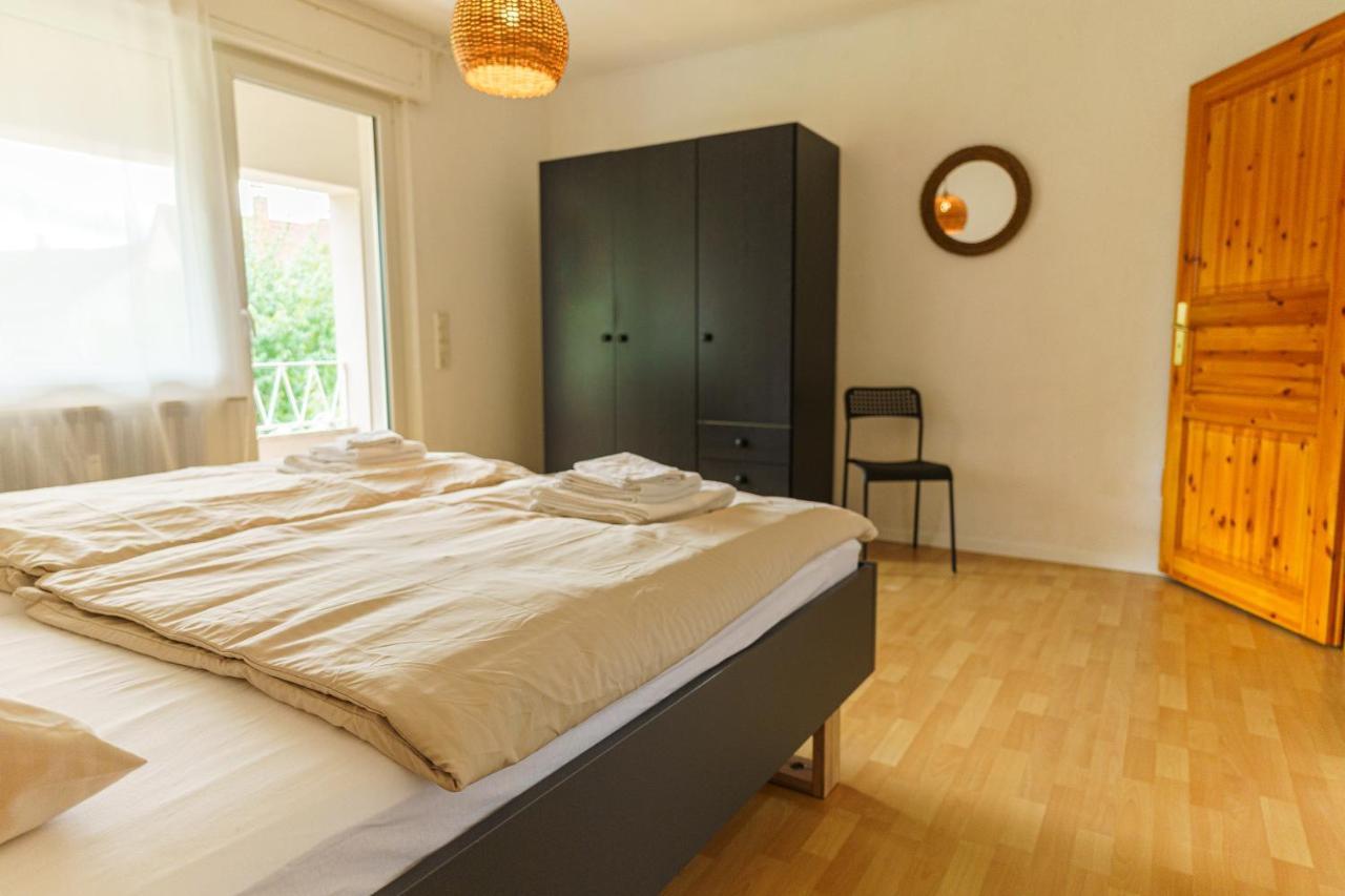 Grosszuegiges Apartment Mit Balkon Fuer Monteure Und Feriengaeste Dillingen an der Saar Luaran gambar