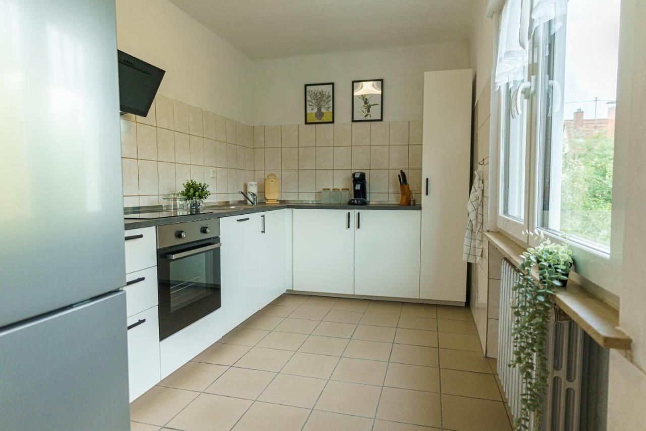 Grosszuegiges Apartment Mit Balkon Fuer Monteure Und Feriengaeste Dillingen an der Saar Luaran gambar